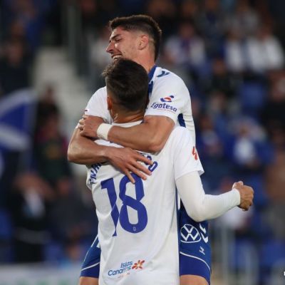 Gallego y Waldo celebran un gol ante el Cádiz (LaLiga)