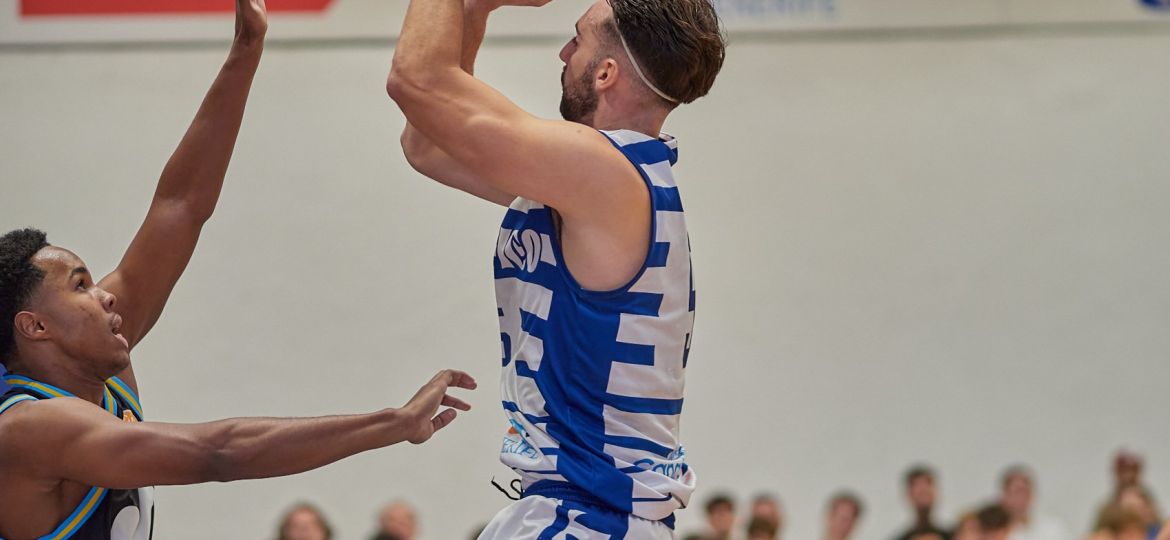 25-12-23_BASKET_RCNT_ESTUDIANTES_031