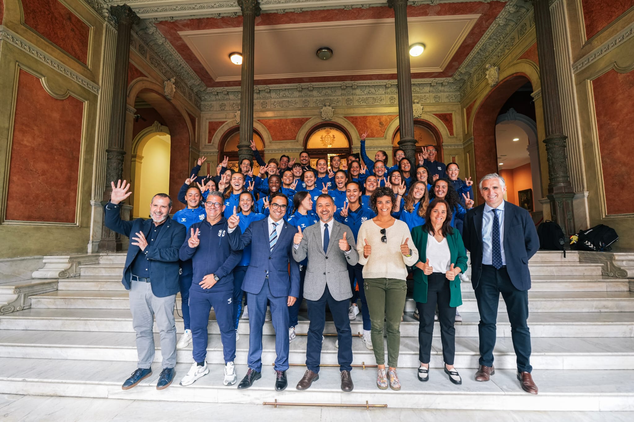 Recibimiento al Fundación CD Tenerife (Cedida).