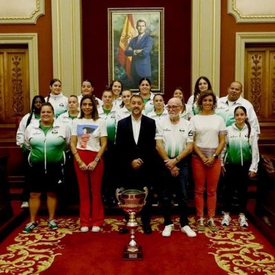 Recepción del club en el ayuntamiento (CEDIDA)