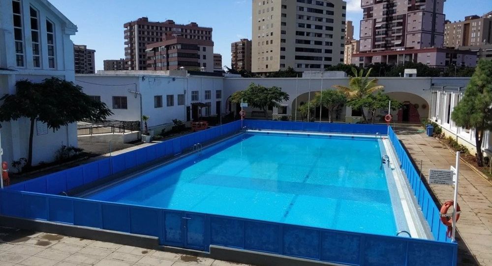 251015 Piscina Ceip Miguel Pintor