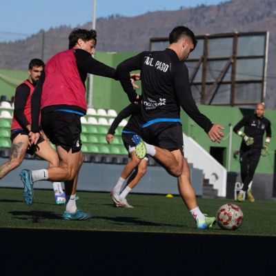 Un entrenamiento del Atlético Paso. (CD ATLÉTICO PASO)