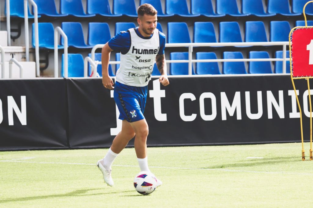 José Amo en un entrenamiento. (CD Tenerife)