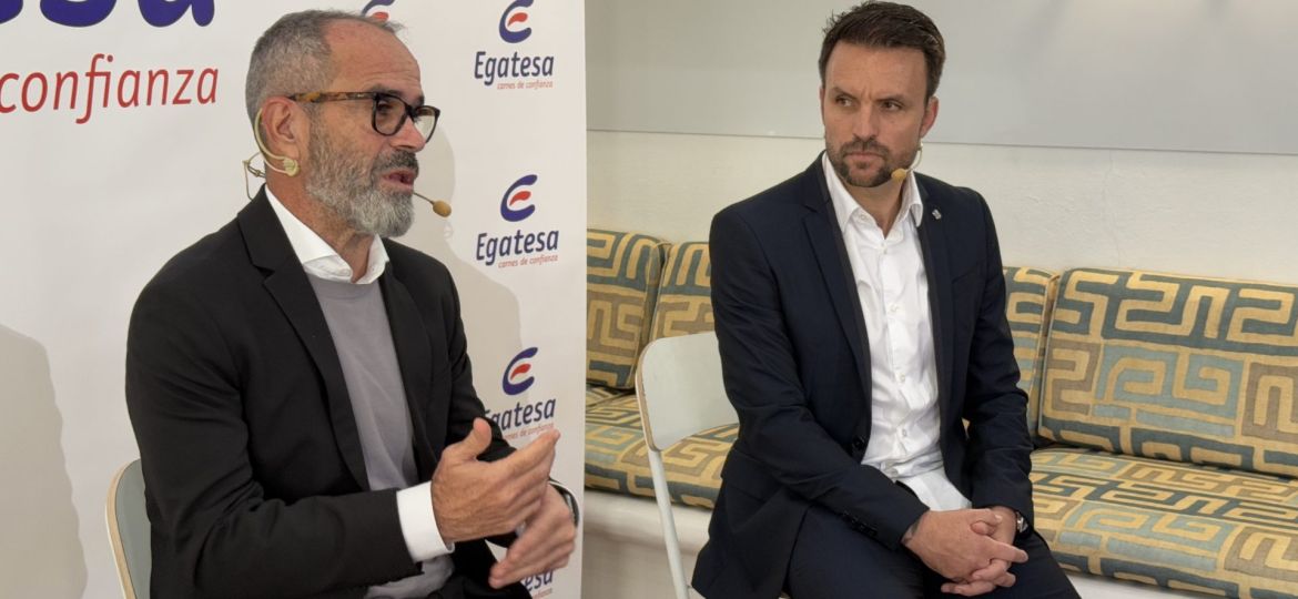 Álvaro Cervera en su presentación. (CD TENERIFE)