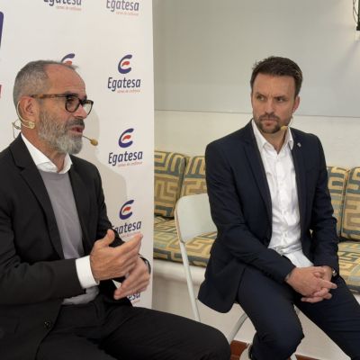 Álvaro Cervera en su presentación. (CD TENERIFE)