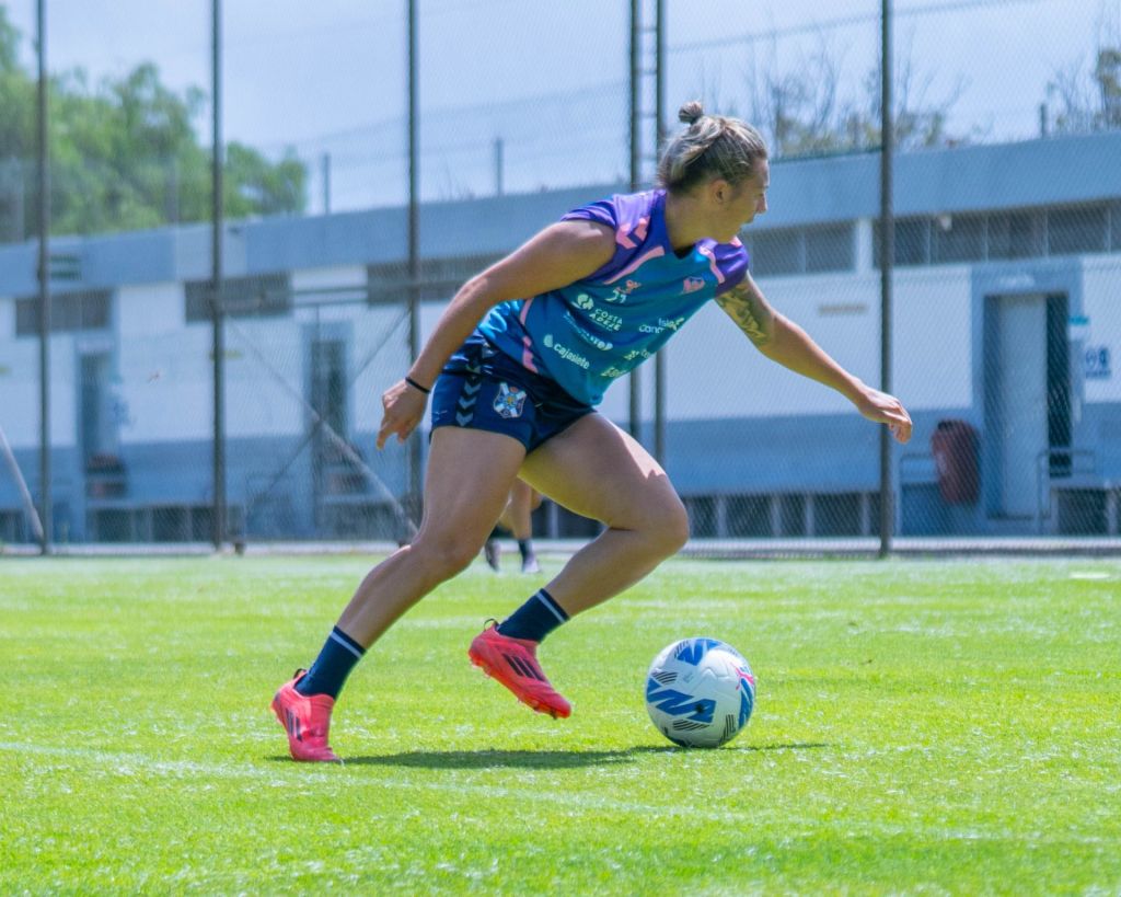 Aithiara (CD TENERIFE FEMENINO)
