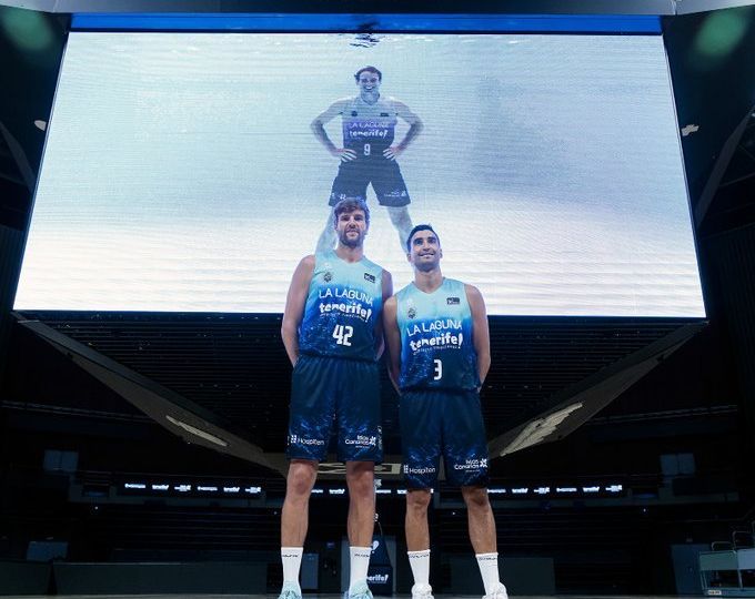 Aaron Doornekamp y Jaime Fernández con 'La Rapadura' (CB Canarias)