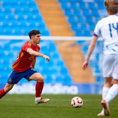 Aarón Martín con 'La Roja' ante Noruega (@RFEF)