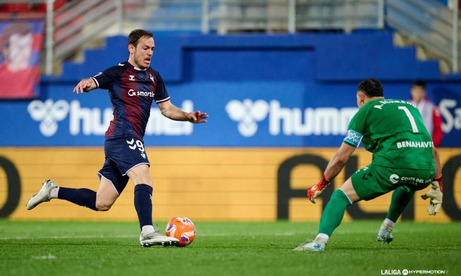 Acción del Eibar - Málaga (La Liga)