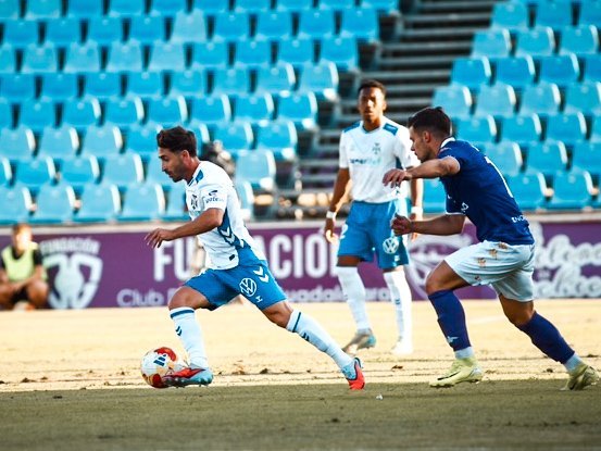Acción del Guadalajara- Tenerife (CD TENERIFE)