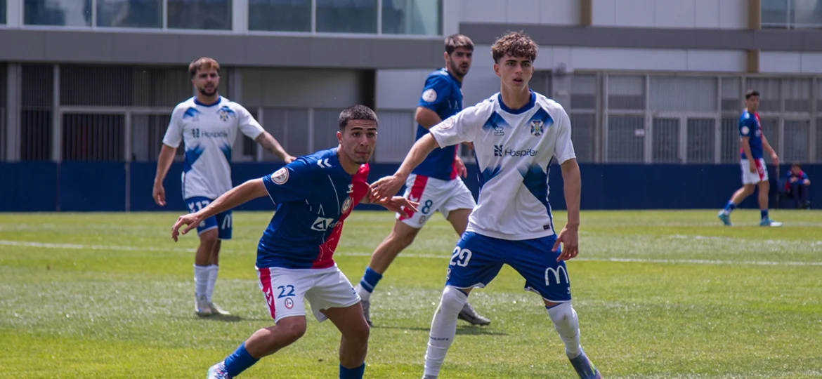 Acción del Tenerife B - Rayo Majadahonda (CD Tenerife)