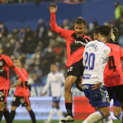 Acción del Zaragoza - Tenerife de diciembre de 2021 (La Liga)