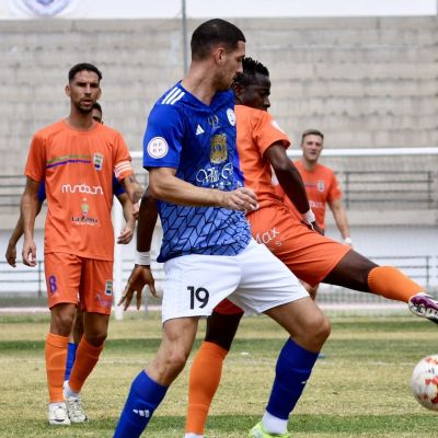 Acción del partido en el Antonio Domínguez (@CDMarinoOficial)