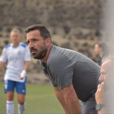 Adrián Albéniz (CD Tenerife Femenino)|Antonio González (CD Tenerife Femenino)