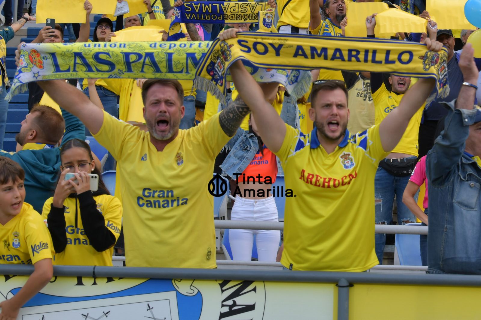 Aficionados de Las Palmas (TINTAAMARILLA)