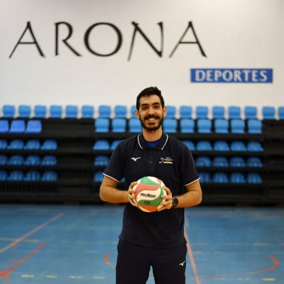 Aique González