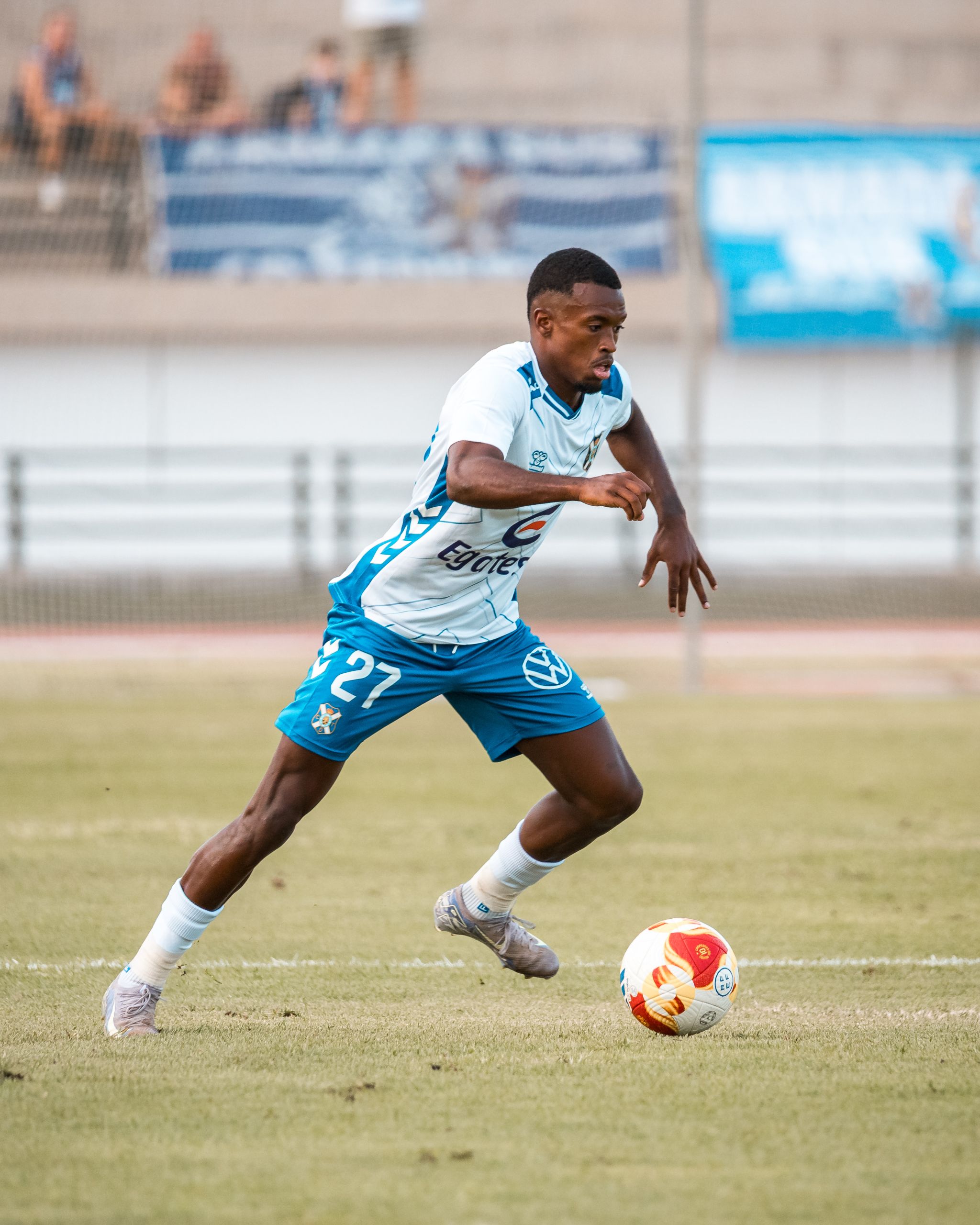 Alassan, en una acción del partido (CD TENERIFE).