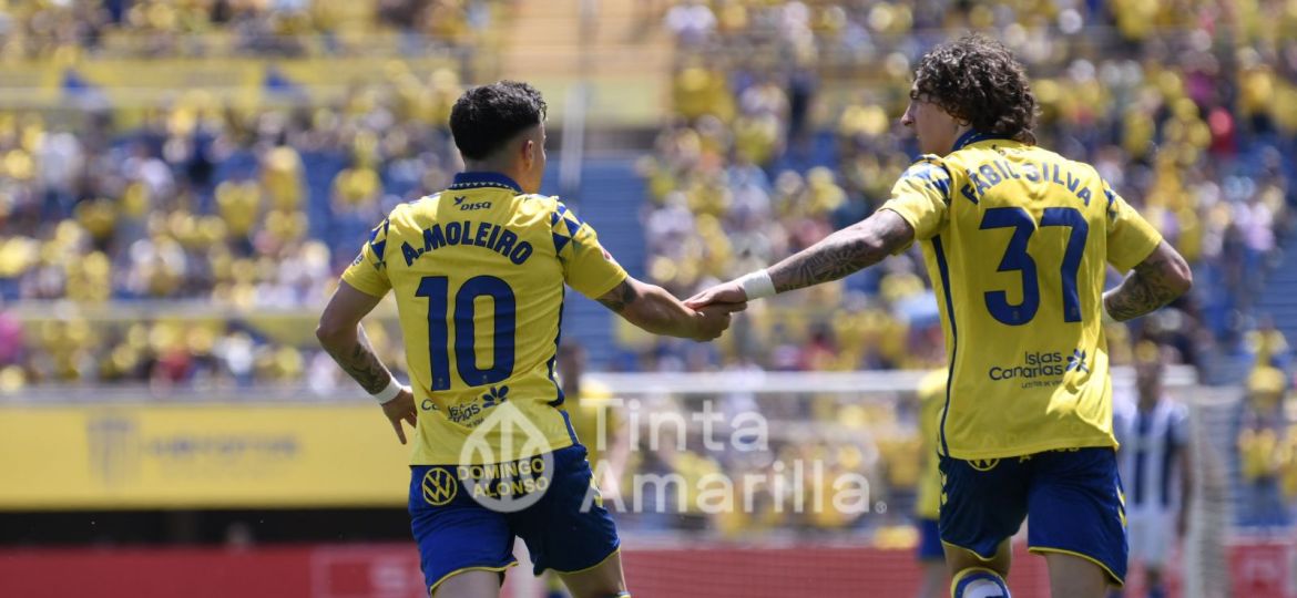 Alberto Moleiro y Fabio Silva (TINTAAMARILLA / C. TORRES)