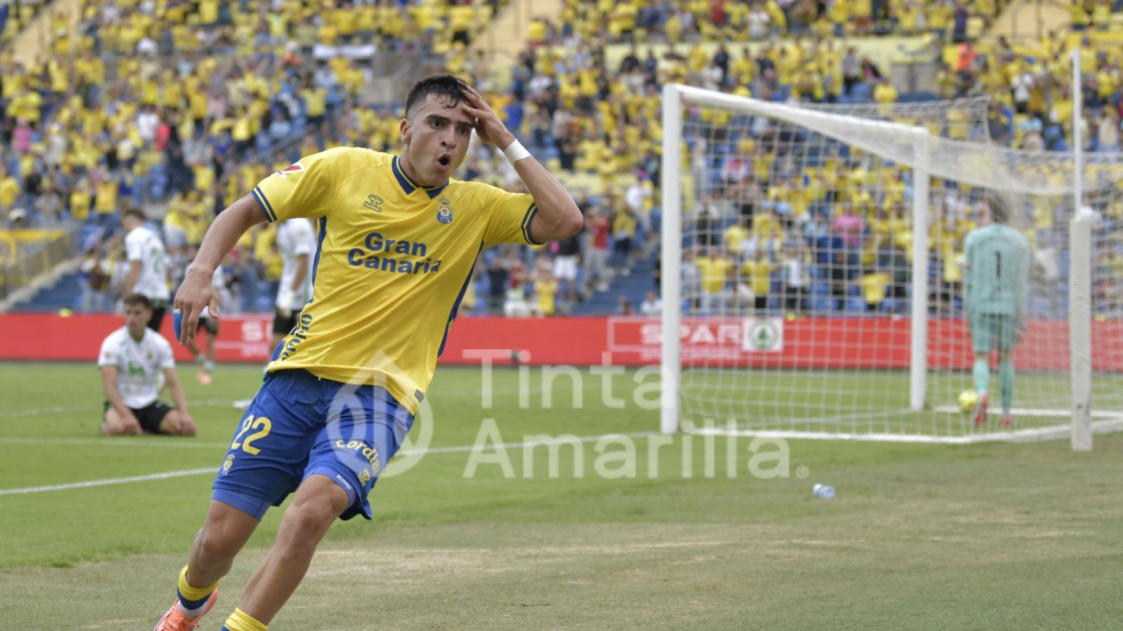 Ale García celebra su gol (TINTAAMARILLA.ES).