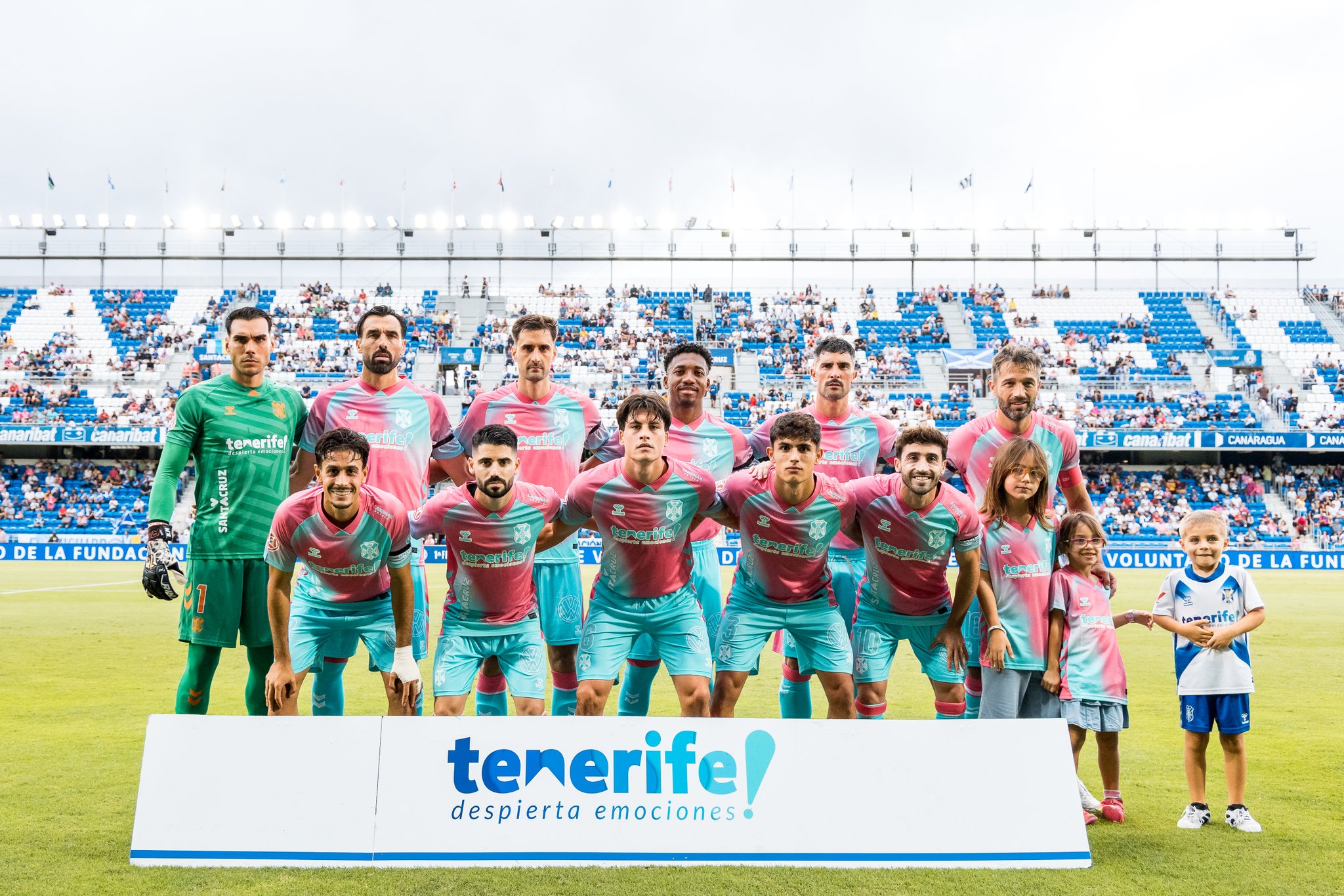 Alineación del Tenerife contra Unionistas (CD TENERIFE)