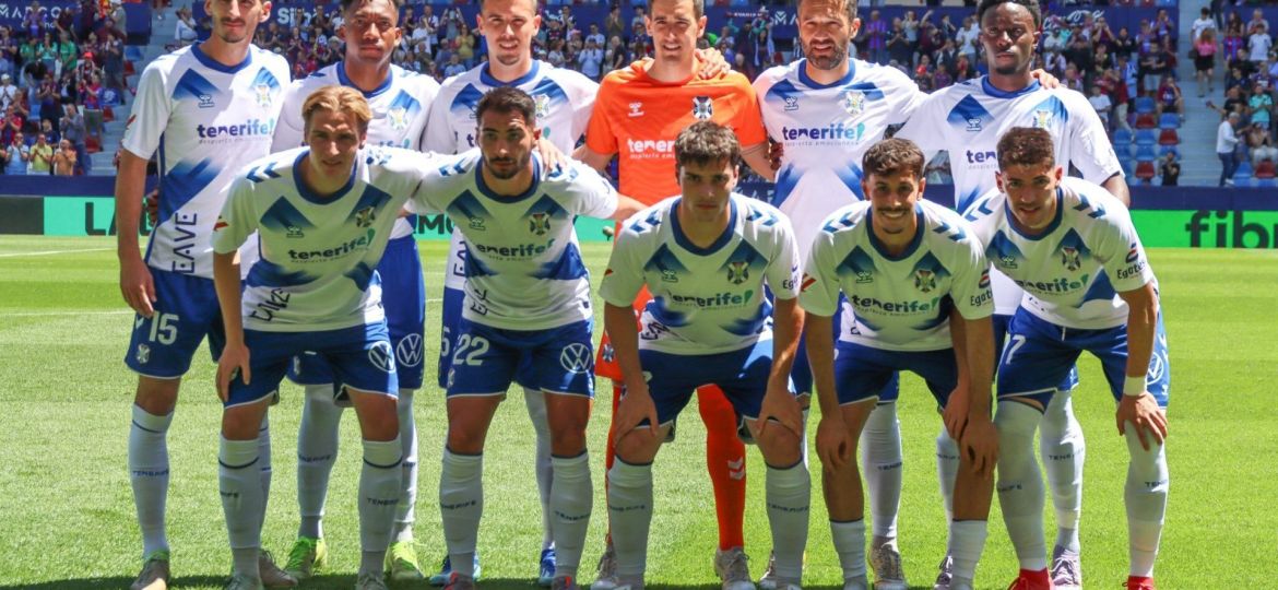 Alineación del Tenerife contra el Levante (CD TENERIFE)