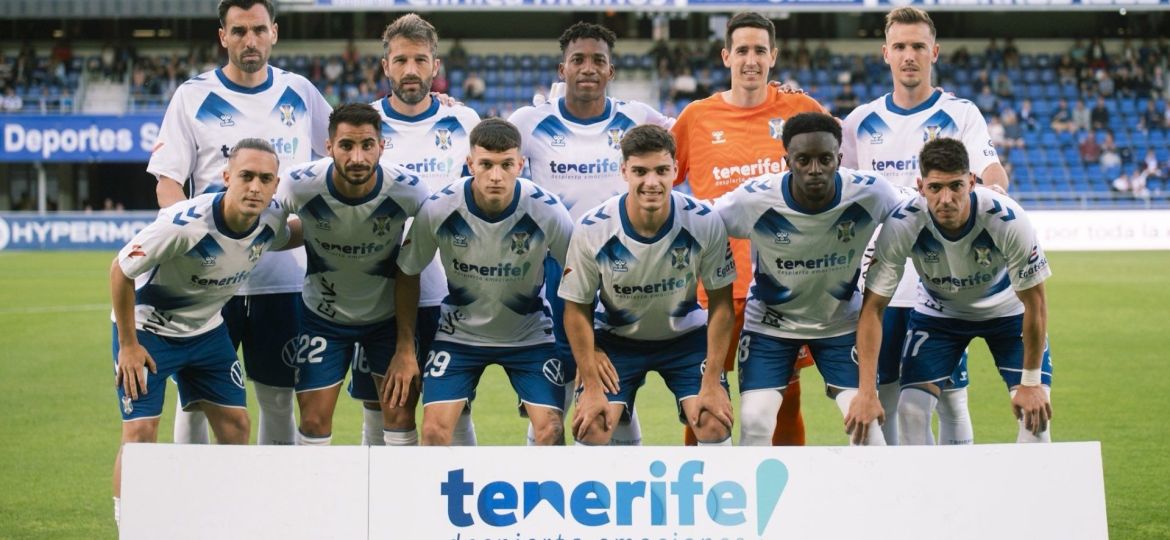 Alineación del Tenerife contra el Racing de Ferrol (CD TENERIFE)