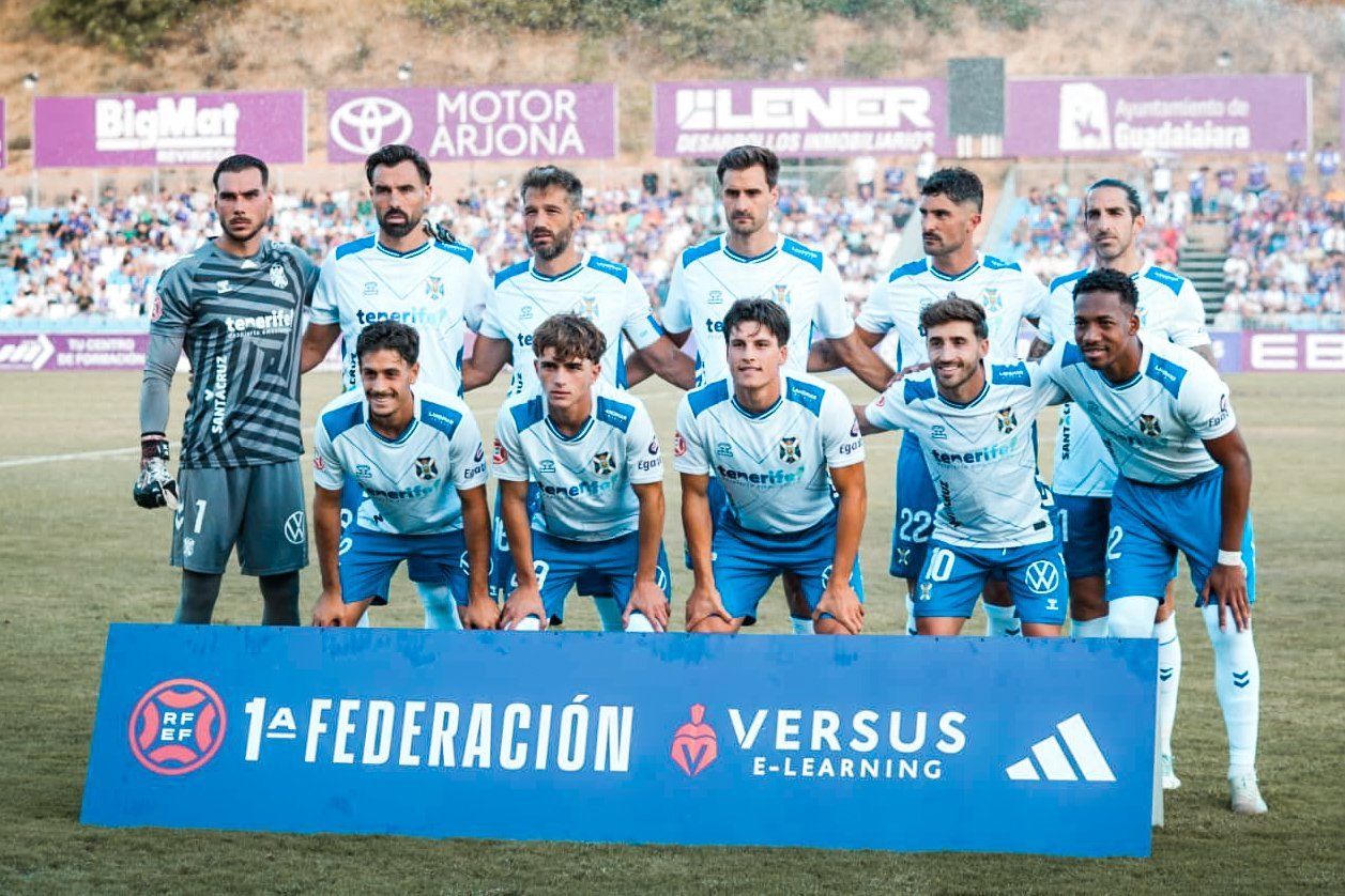 Alineación del Tenerife en Guadalajara (CD TENERIFE)