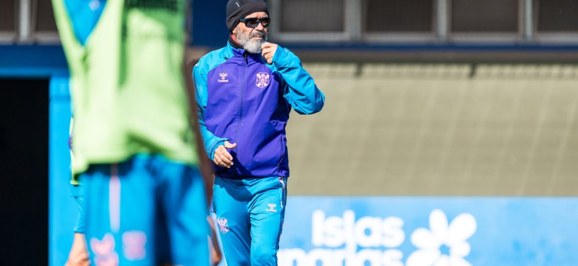 Álvaro Cervera durante un entrenamiento (CD Tenerife)