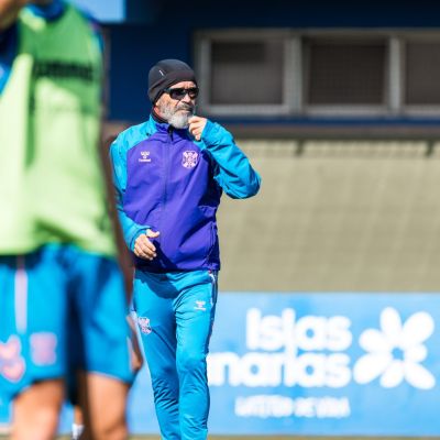 Álvaro Cervera durante un entrenamiento (CD Tenerife)