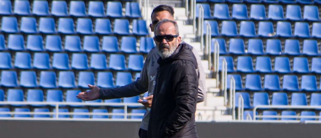 Álvaro Cervera en el Heliodoro durante un entrenamiento (@CDTOficial)