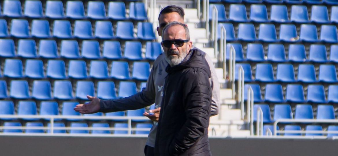 Álvaro Cervera en el Heliodoro durante un entrenamiento (@CDTOficial)