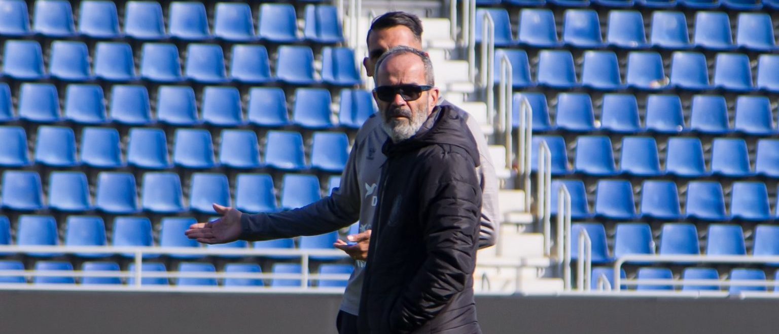 Álvaro Cervera en el Heliodoro durante un entrenamiento (@CDTOficial)