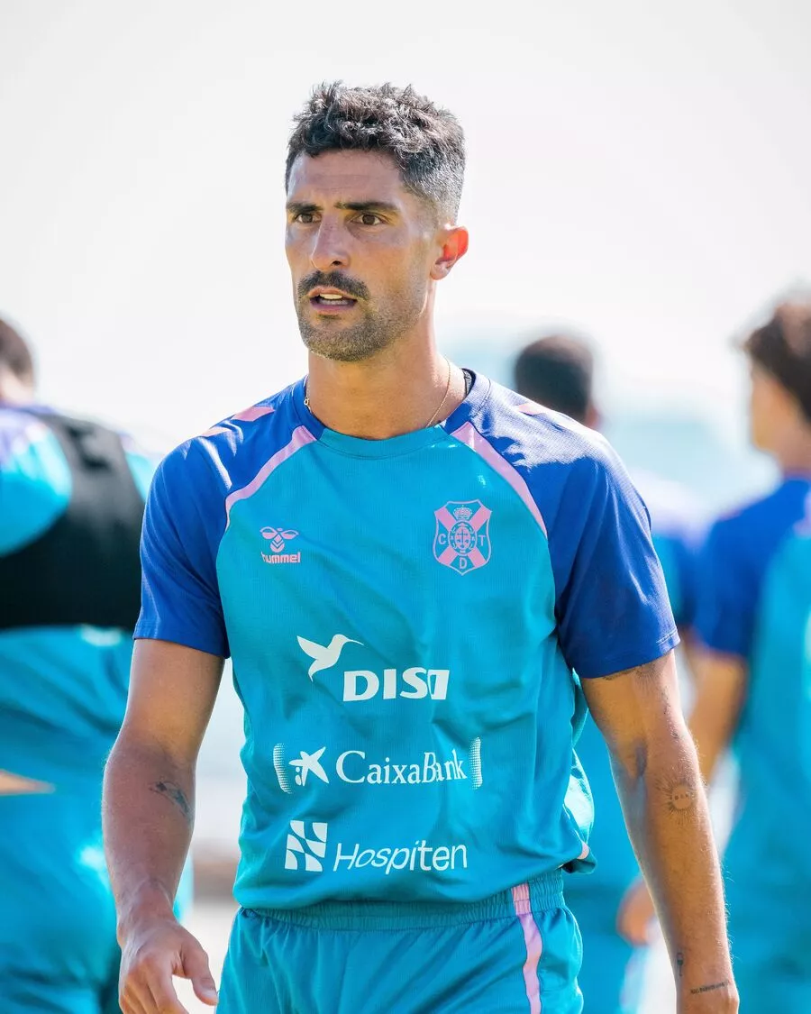 Álvaro González (CD TENERIFE)