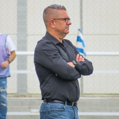Andrés Clavijo dirigiendo un partido (@CDTFundacion)