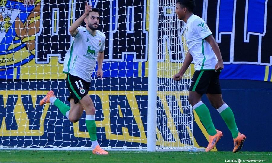 Andrés Martín celebrando uno de sus goles al Cádiz (La Liga)