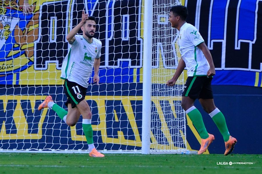 Andrés Martín celebrando uno de sus goles al Cádiz (La Liga)