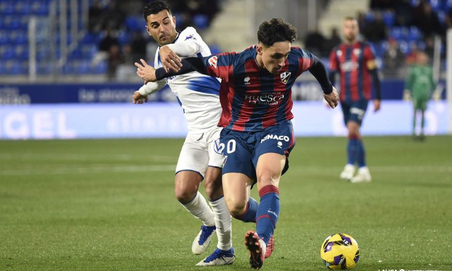 Ángel durante el partido en Huesca (LA LIGA)
