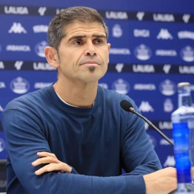 Antonio Hidalgo en la sala de prensa de Riazor (La Liga)
