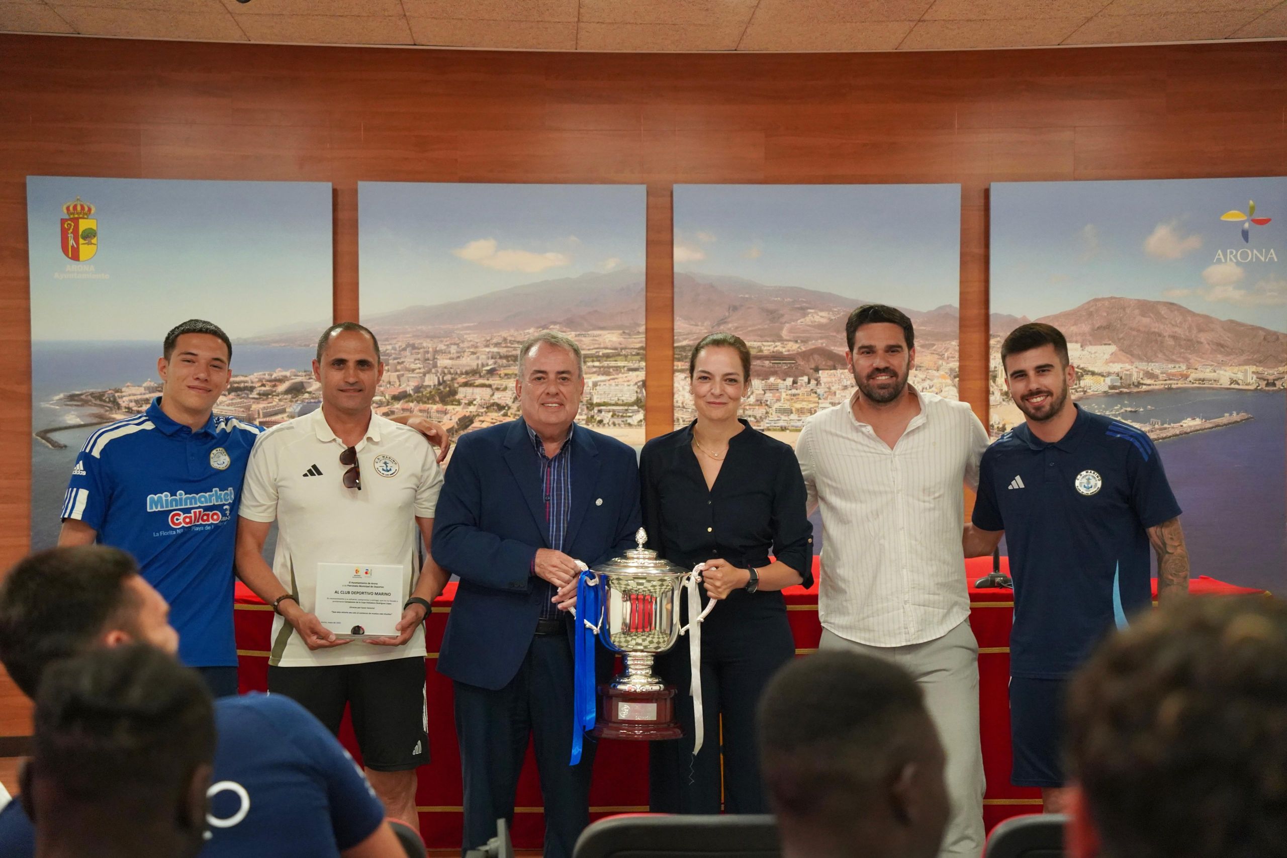 Recepción del Ayuntamiento de Arona al Marino (CEDIDA)