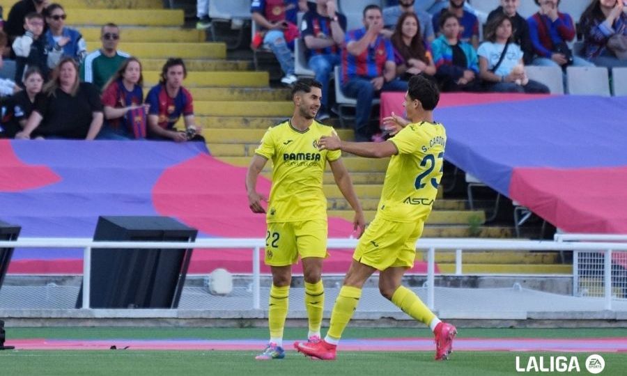 Ayoze Pérez celebrando su gol al Barça junto a Sergi Cardona (La Liga)