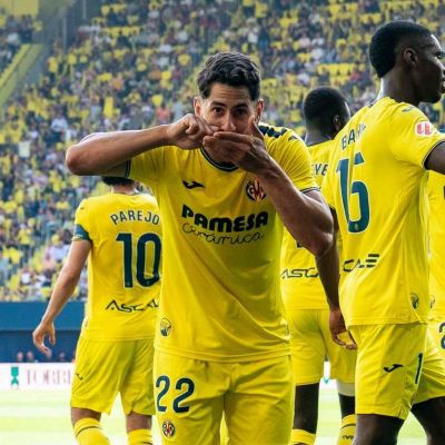 Ayoze Pérez celebrando uno de sus goles al Osasuna (@VillarrealCF)