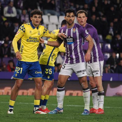 Bajcetic en el Valladolid - Las Palmas (@UDLP_Oficial)