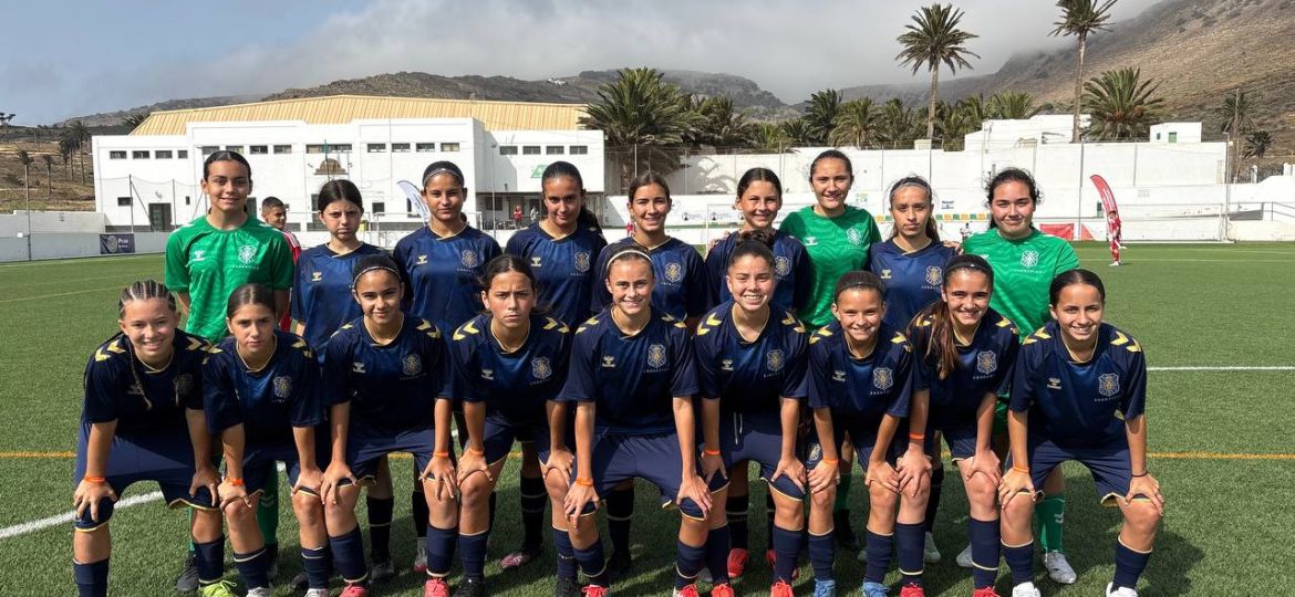 Jugadoras del Tenerife femenino infantil. (CD TENERIFE)