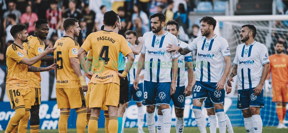 Imagen del Tenerife-Ponferradina. (DEPORPRESS)