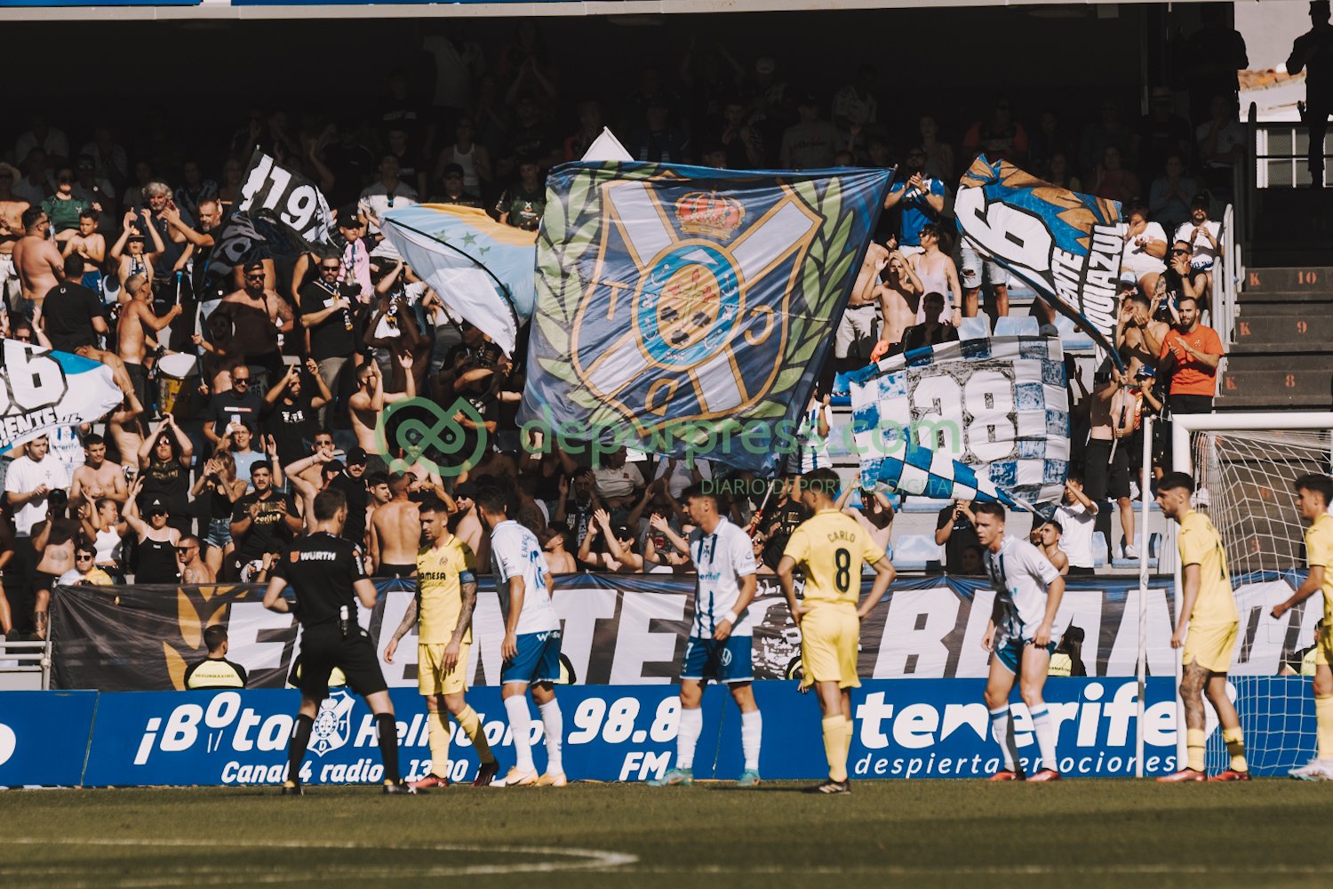 Afición del Tenerife en el Heliodoro (DEPORPRESS)