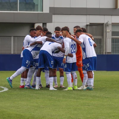 Los jugadores del CD Tenerife B en Geneto (CEDIDA)