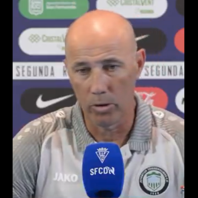 Antonio Calderón en rueda de prensa (@JTorremolinosCF)