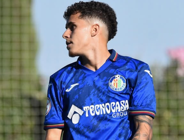 El extremo grancanario del Getafe B (@2jeremyjorge.21)