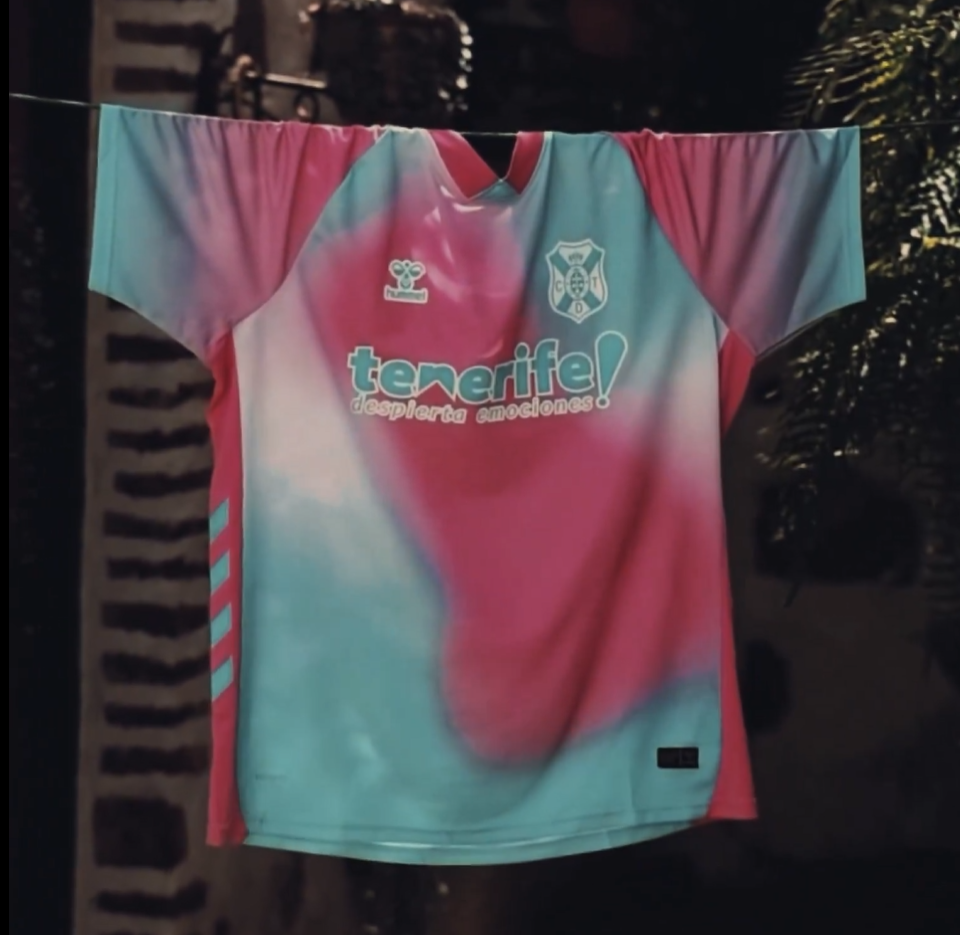 La tercera equipación del Tenerife 25-26 (Captura de pantalla)