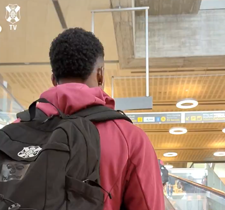 La expedición tinerfeñista, en Los Rodeos (Captura de Vídeo CDT)